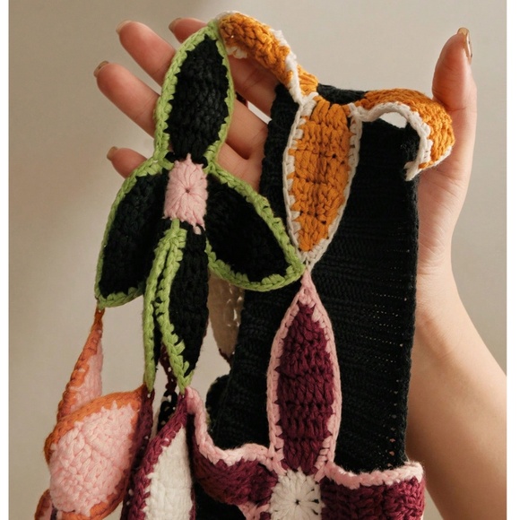 Luxe Floral Embroidered  Loose Fit Long sleeve Top - Picture 5 of 10